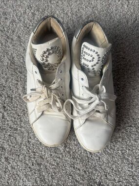 MK tennis shoes